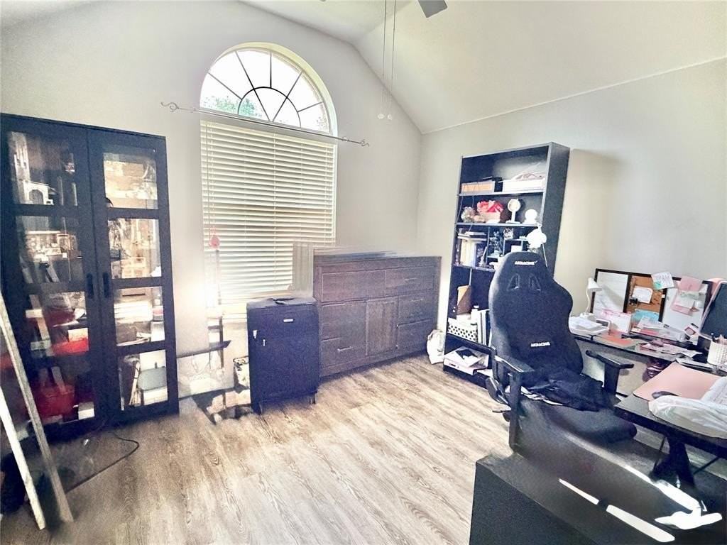 900 Ascension Dr - Photo 7 of 14