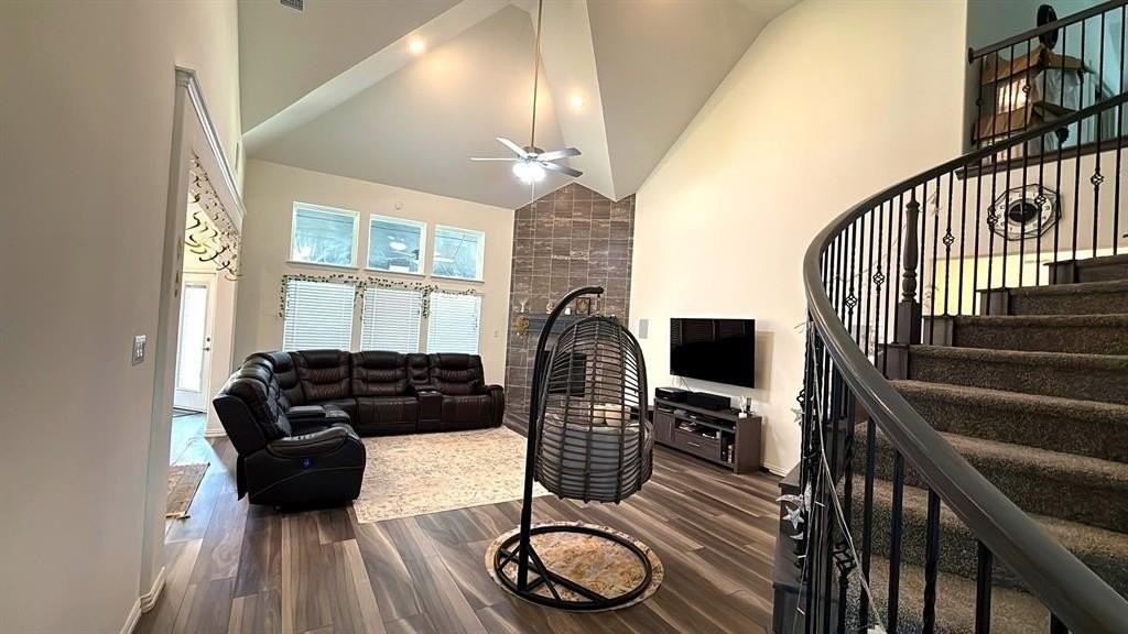 6401 Everest Dr - Photo 2 of 5