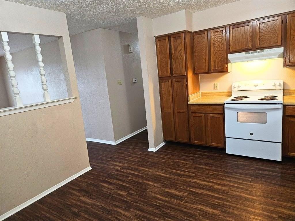 6321 Richland Plaza Dr #D - Photo 3 of 11