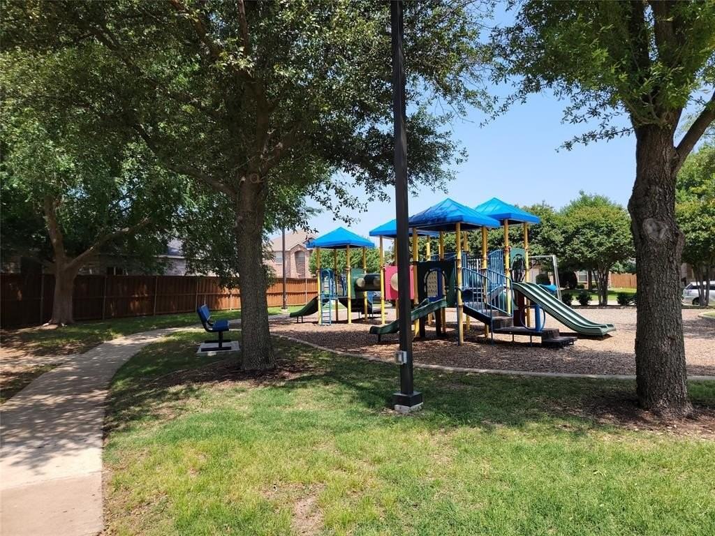 9028 Navigation Dr - Photo 4 of 40