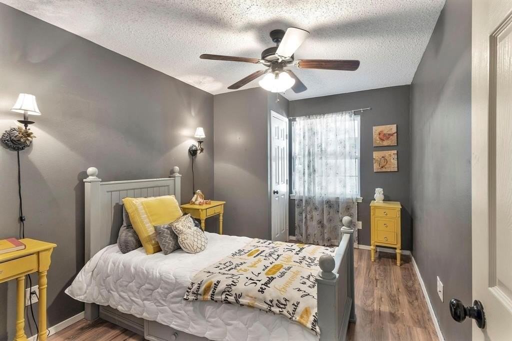 402 Kenway St - Photo 7 of 15