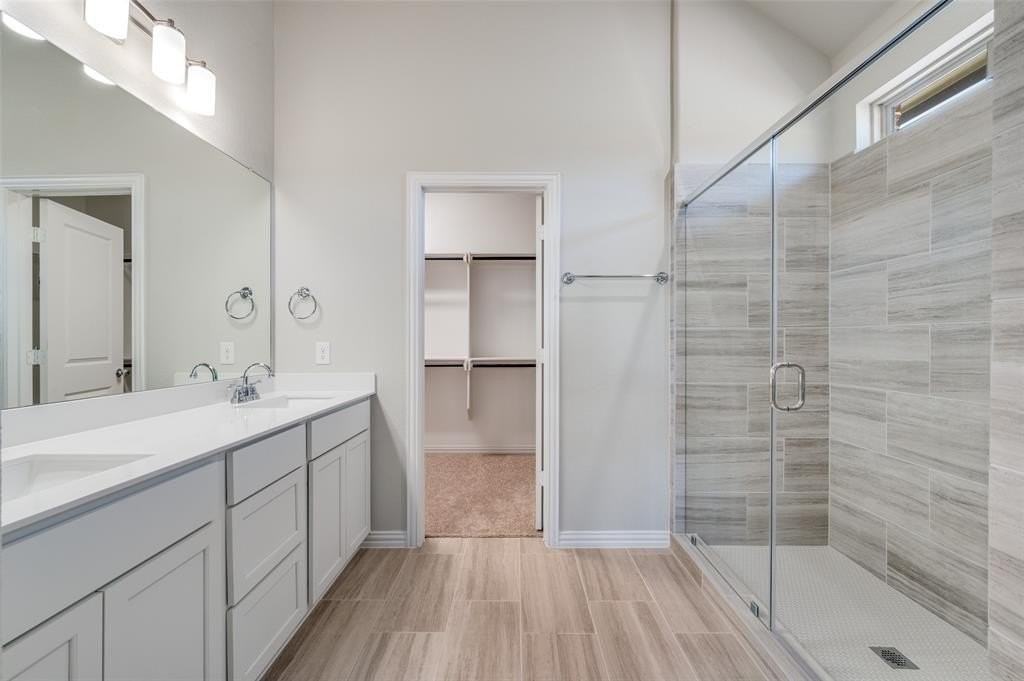 1312 Silver Grass Mdw - Photo 7 of 23