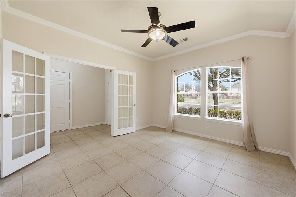 5309 Barkridge Trl - Photo 4 of 26