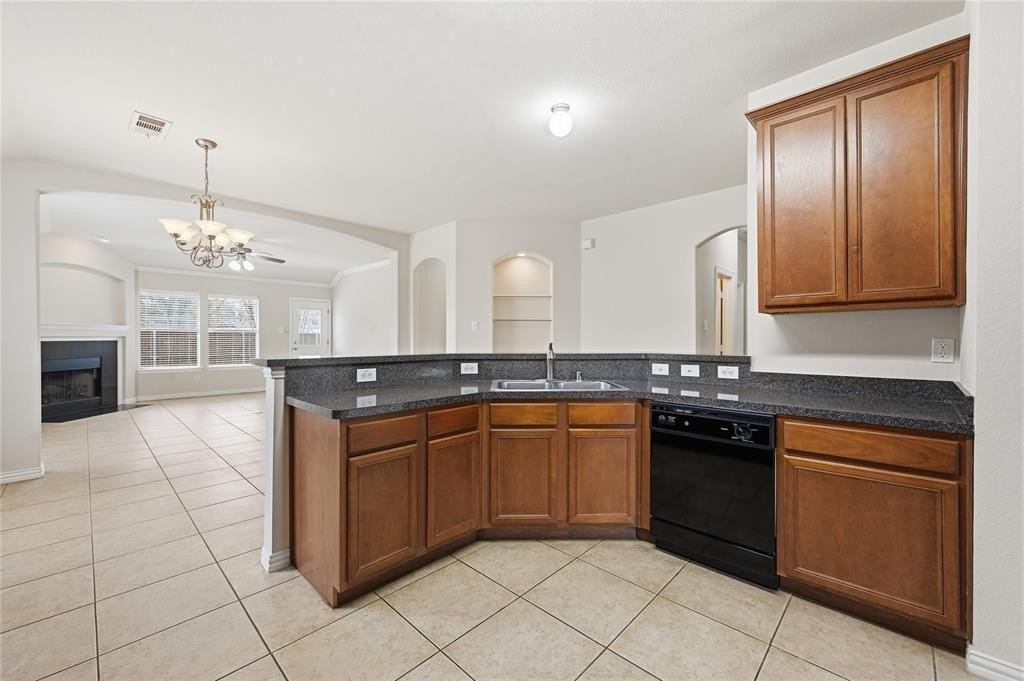 5309 Barkridge Trl - Photo 7 of 26