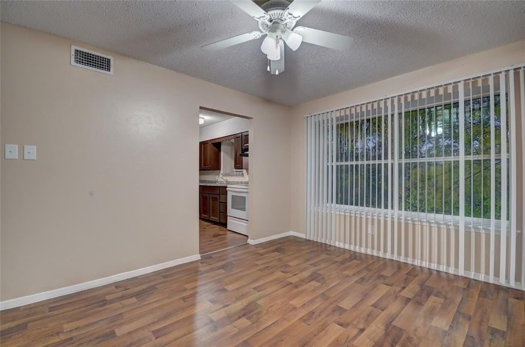 3319 Crites St #203 - Photo 5 of 18