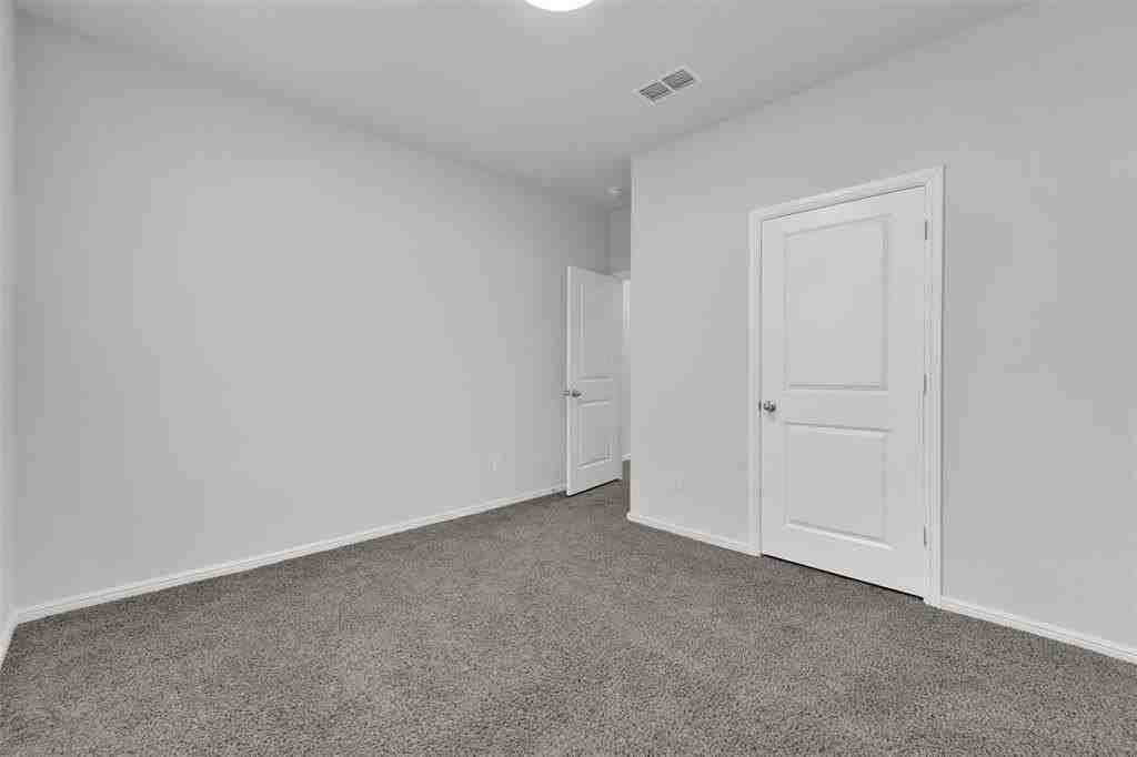 312 Youngblood Ln - Photo 6 of 29