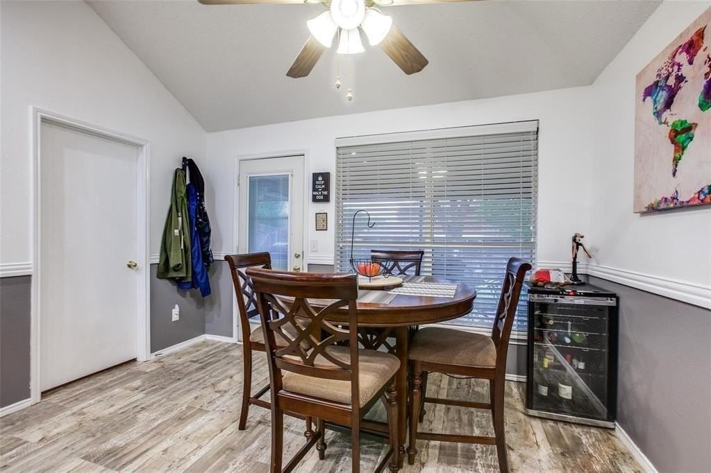 1309 Aspen Ln - Photo 3 of 26