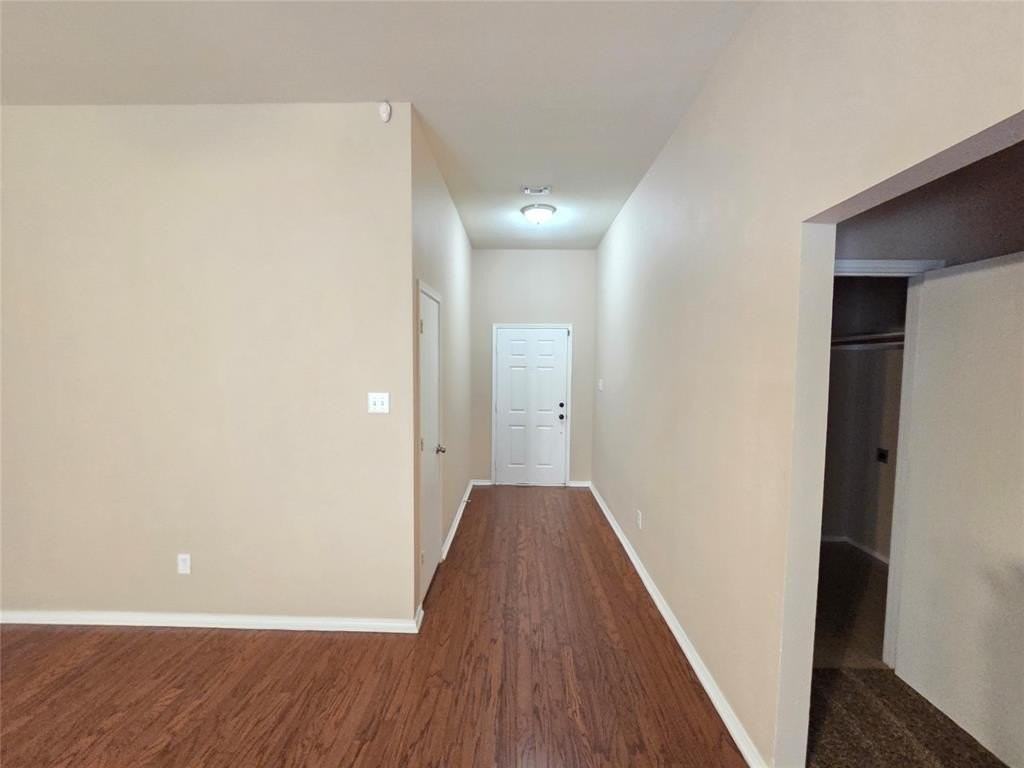 1810 Saint Nevis Dr - Photo 4 of 36