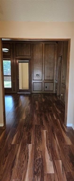 3204 Buckhorn Ct - Photo 3 of 37