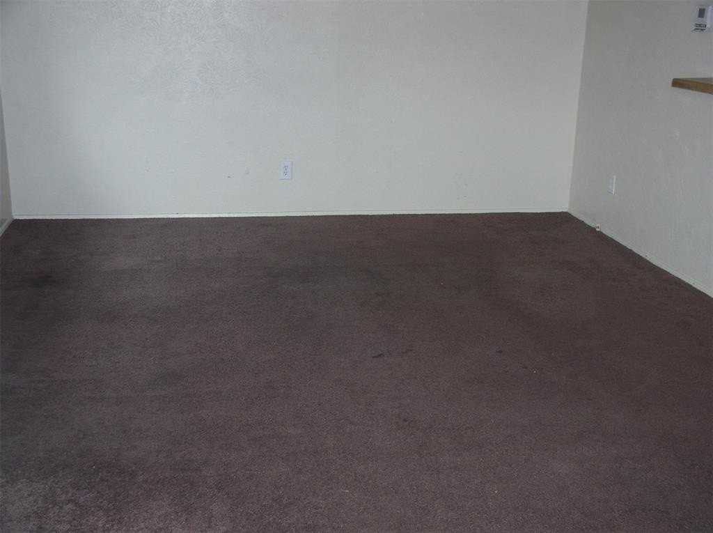 7210 Pineberry Rd - Photo 2 of 8