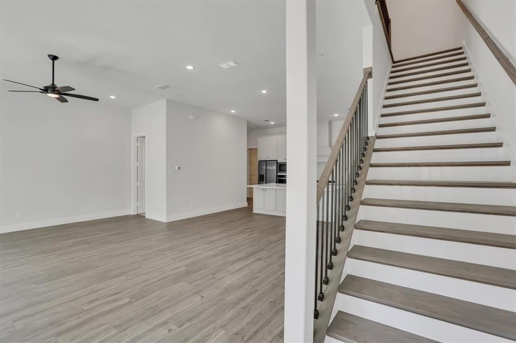 12077 Brubaker Dr - Photo 3 of 34