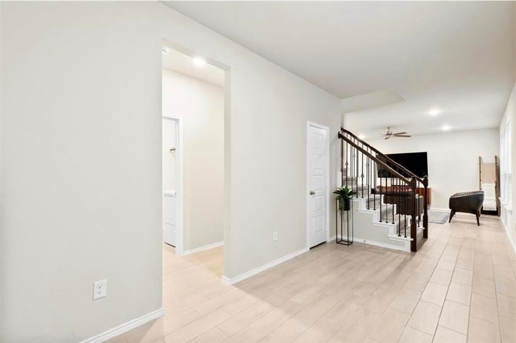 759 Gentle Bird Dr - Photo 4 of 30