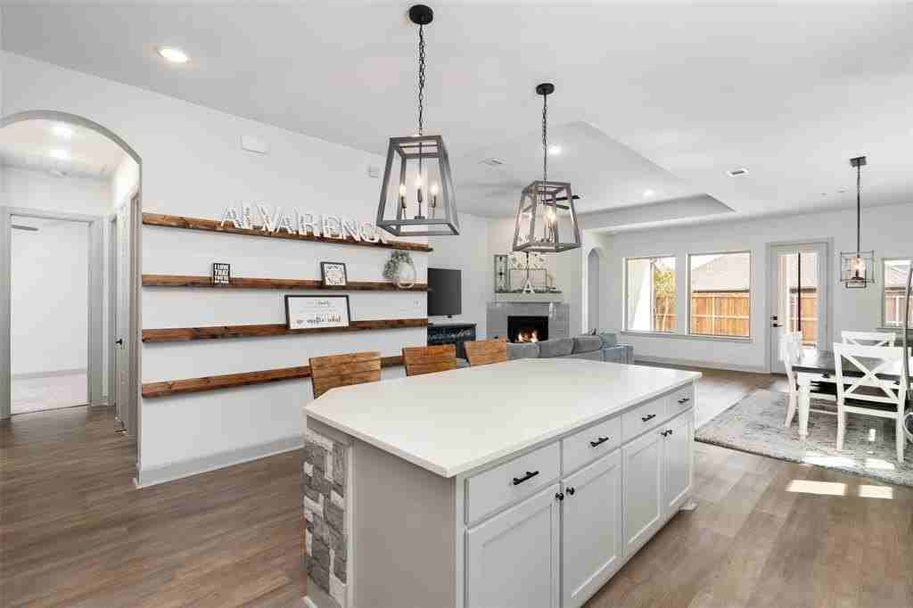 2423 War Admiral St - Photo 6 of 26