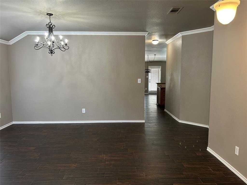 612 Everglade Dr - Photo 3 of 15