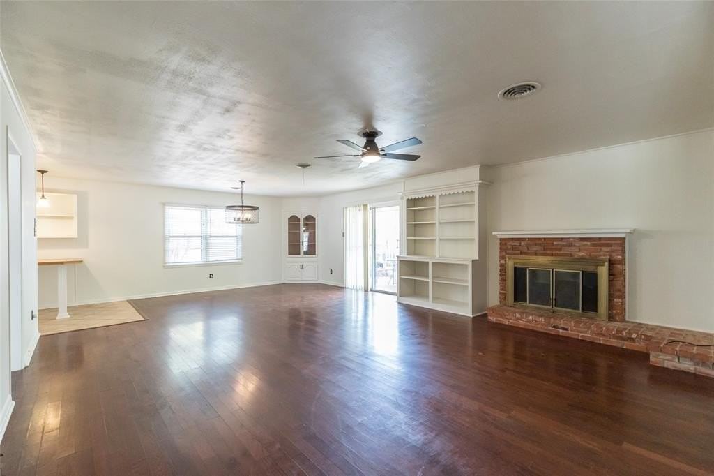 2101 S Elmwood Dr - Photo 5 of 37