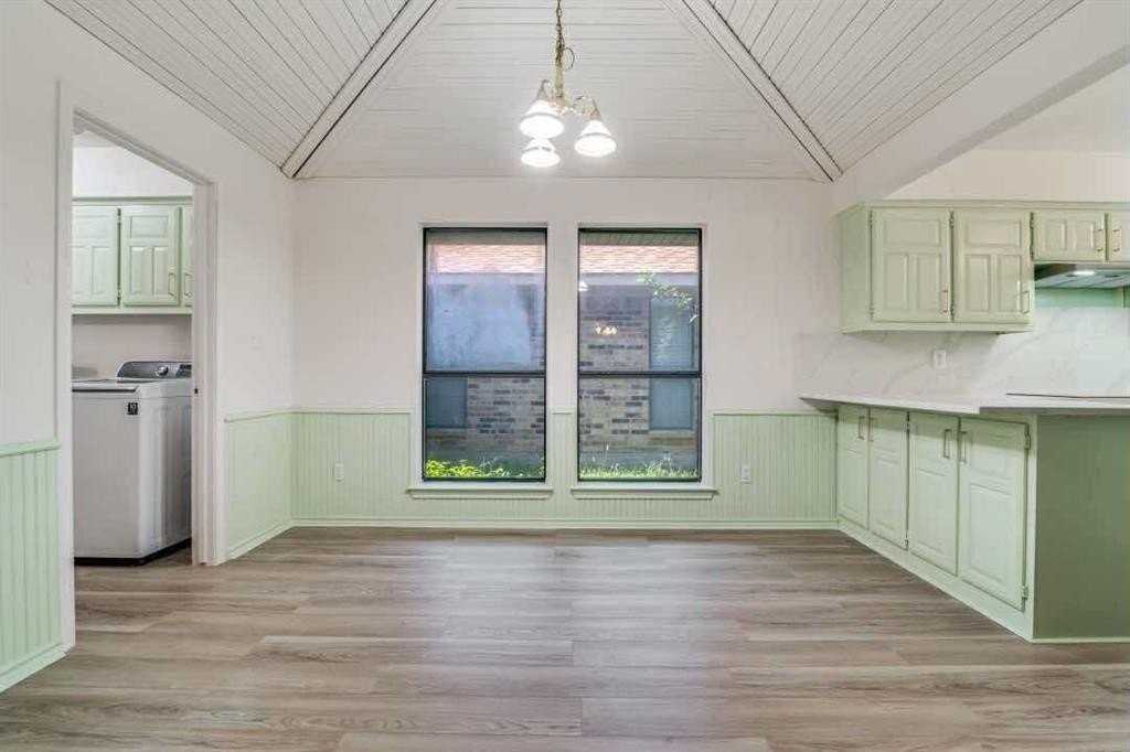 4421 Seedling Ln - Photo 3 of 11