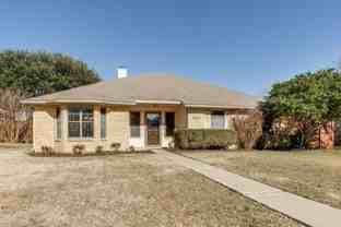 1305 Chicota Dr - Photo 1 of 1