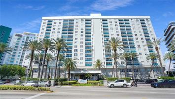 featured image of 6770 Indian Creek Dr #14