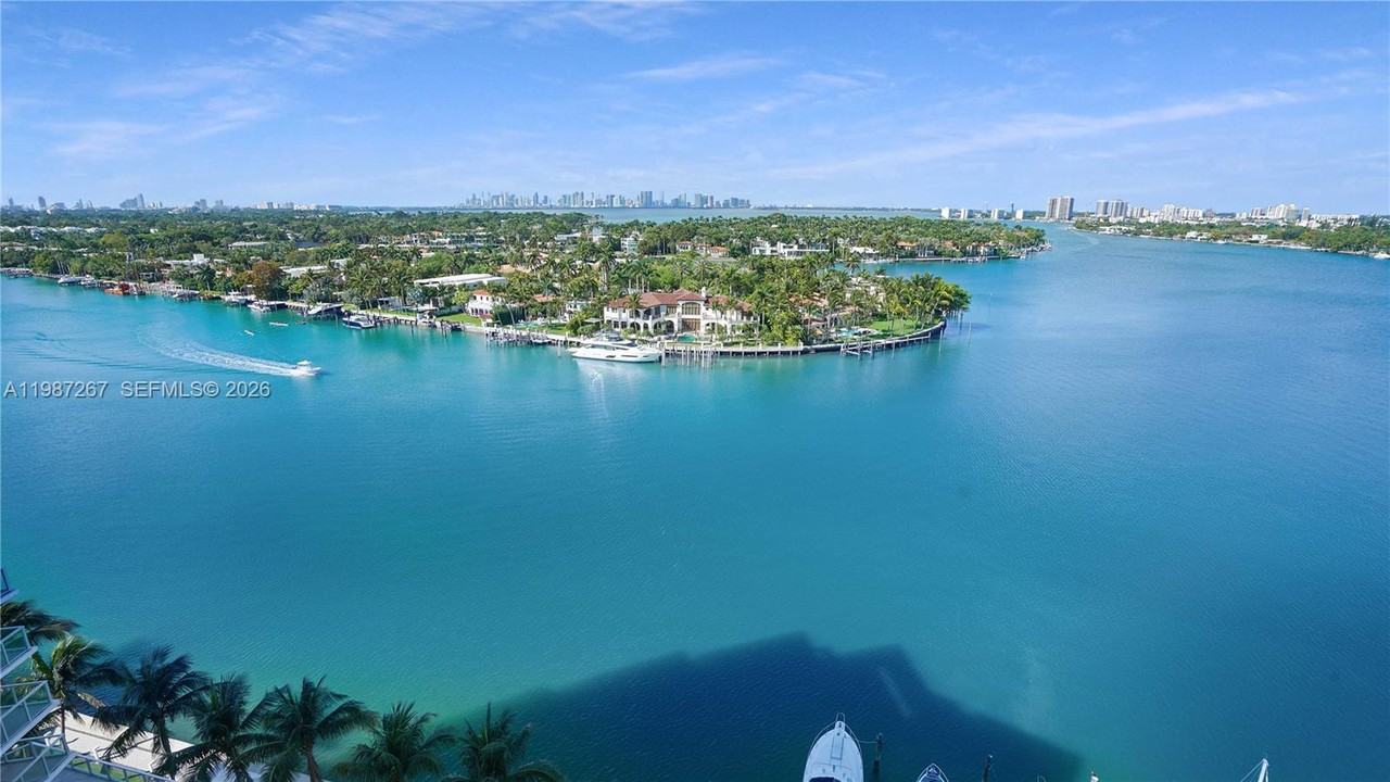 6770 Indian Creek Dr #14 - Photo 3 of 8