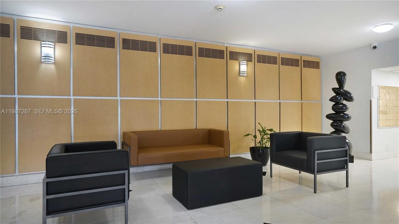 6770 Indian Creek Dr #14 - Photo 5 of 8