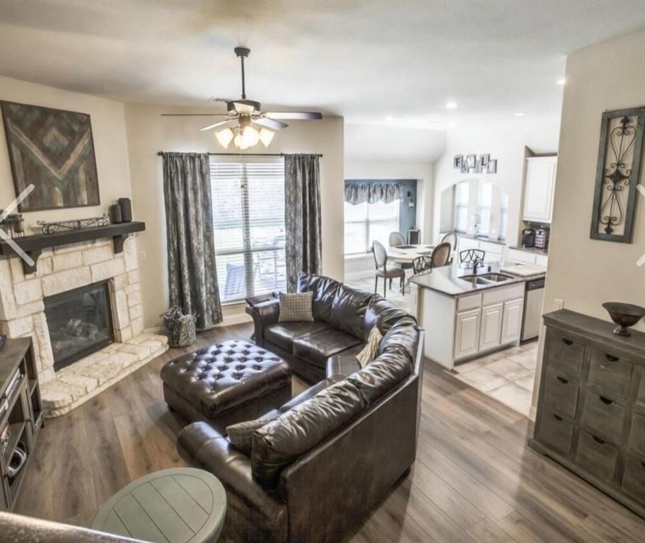 200 Gatwick Ct - Photo 3 of 14