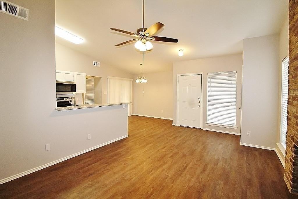 6620 S Creek Dr - Photo 2 of 16