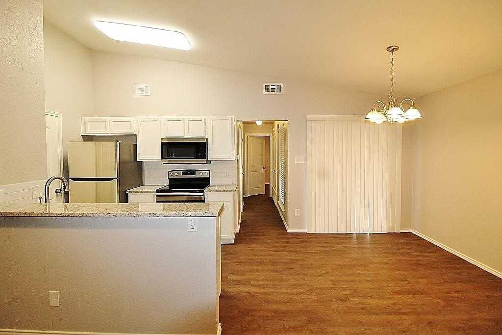 6620 S Creek Dr - Photo 6 of 16