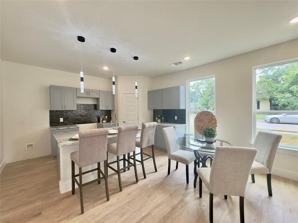 3801 Carpenter Ave - Photo 6 of 19