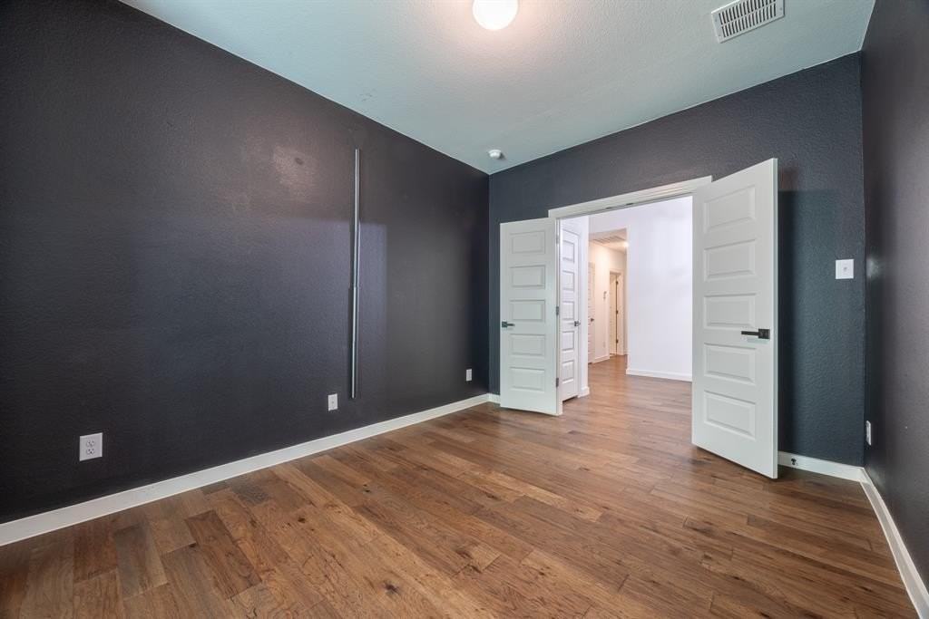 1644 Pegasus Dr - Photo 7 of 32