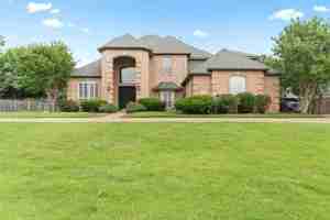 featured image of 715 Manchester Ct