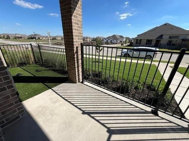 2824 Applewood Way - Photo 2 of 2