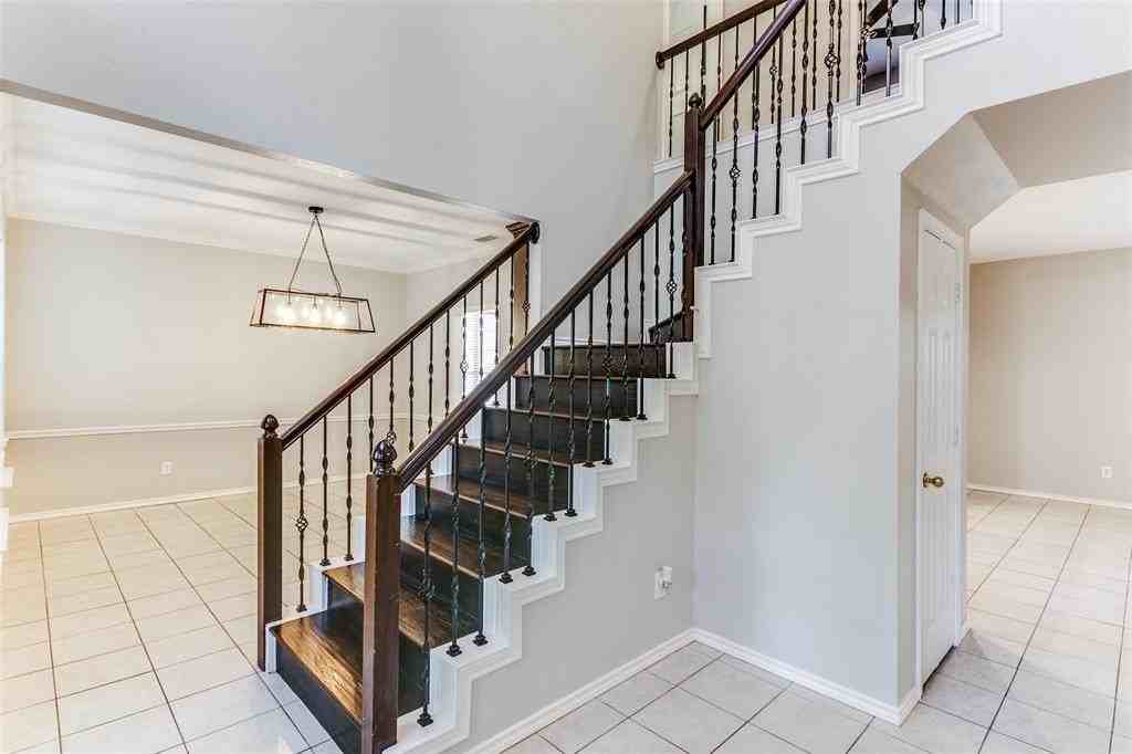 2930 Willow Creek Dr - Photo 3 of 25