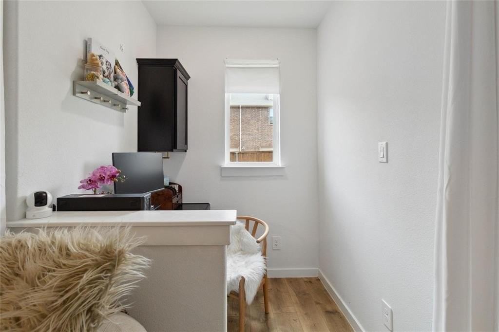 2036 Dove Creek Ln - Photo 5 of 16