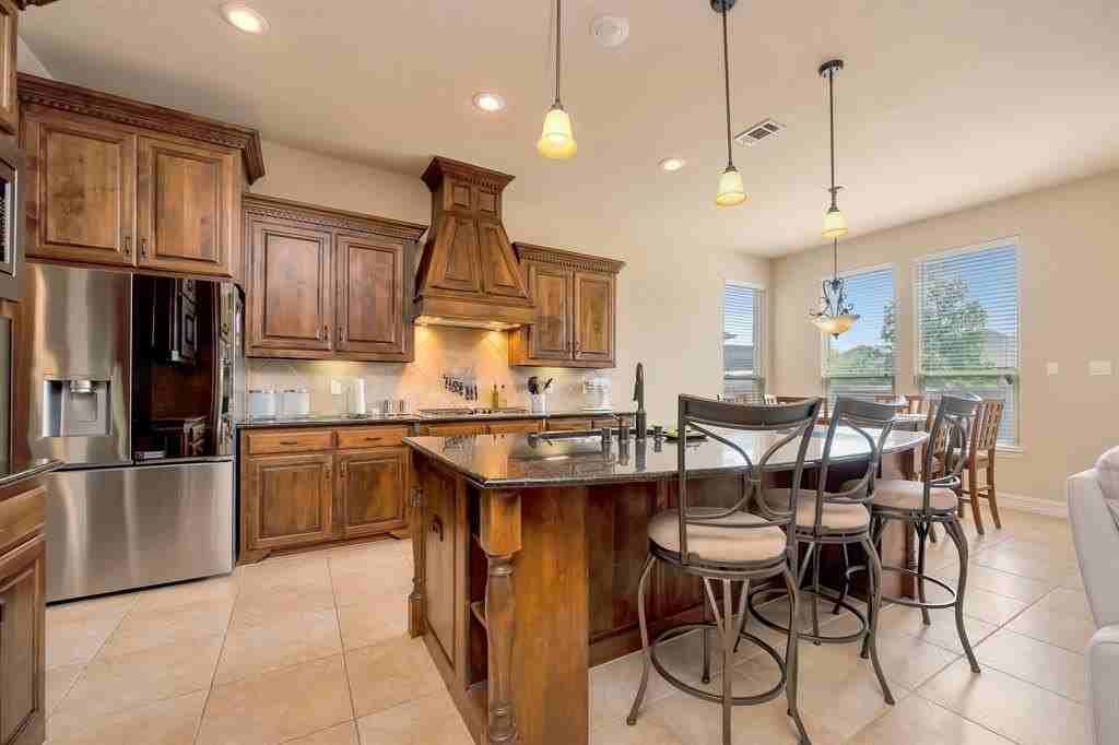 2548 Balmain Ct - Photo 6 of 38