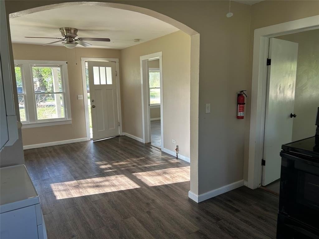 104 W Wilson Ave - Photo 5 of 10