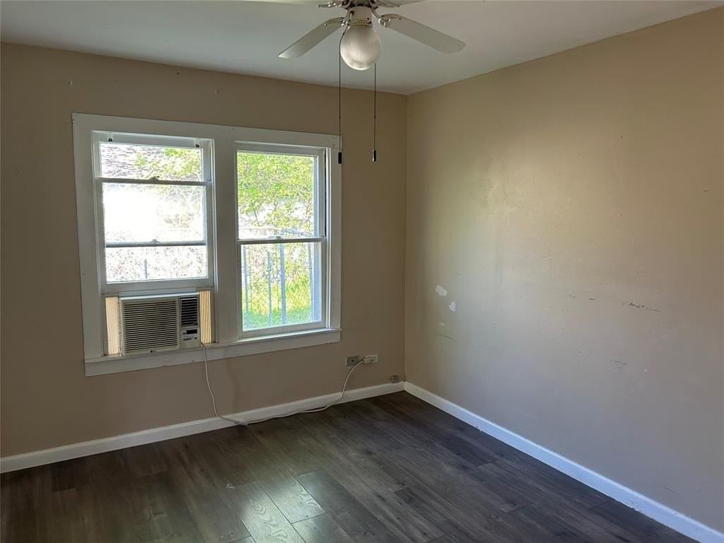 104 W Wilson Ave - Photo 6 of 10