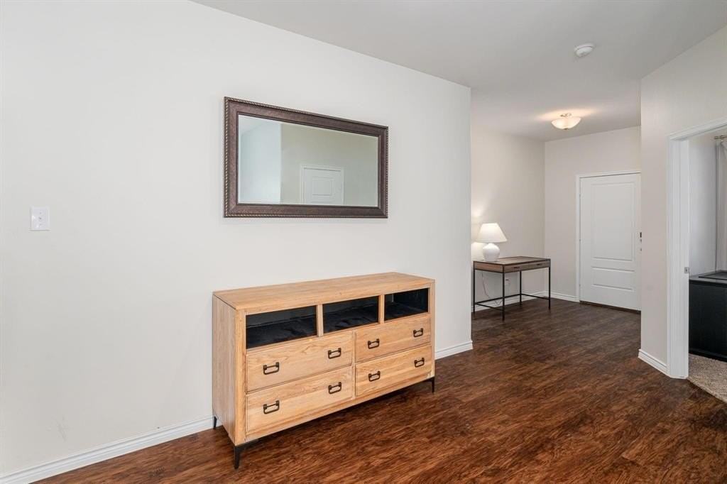 3136 Overlook Dr - Photo 3 of 27