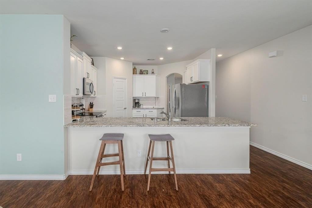 3136 Overlook Dr - Photo 7 of 27