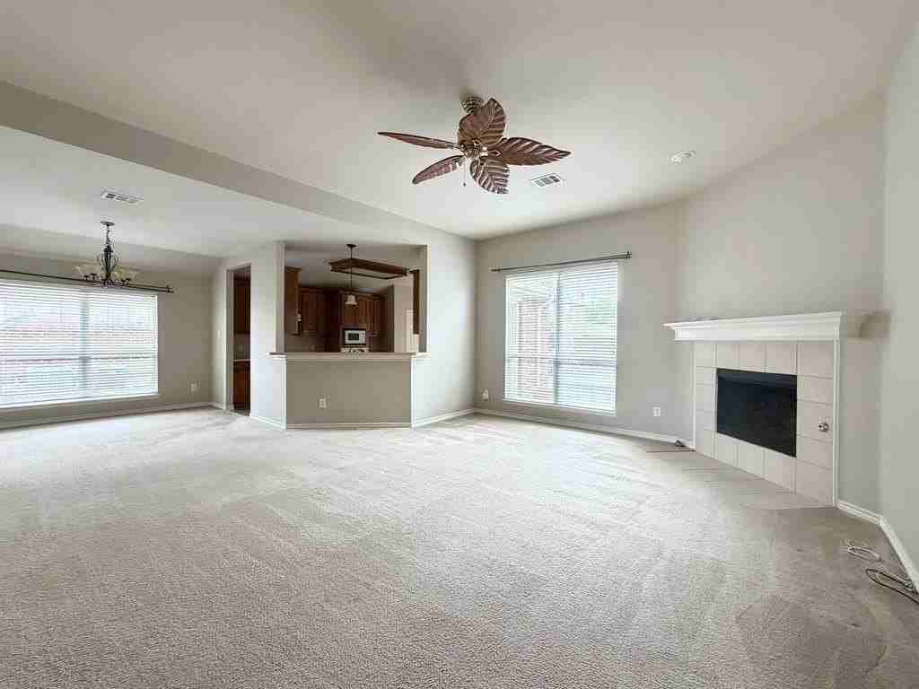 11823 Chaparral Dr - Photo 3 of 24