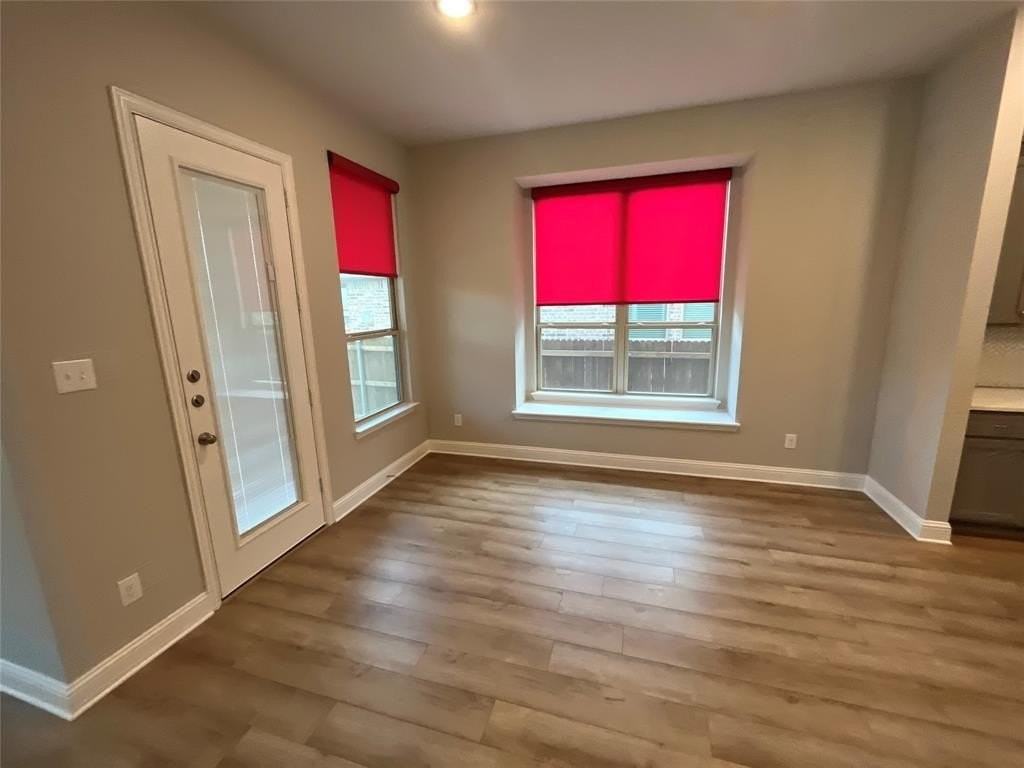 2253 Burning Bush Ln - Photo 7 of 24