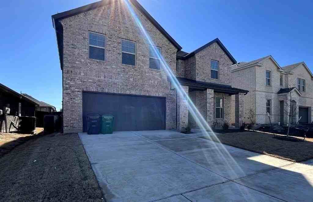 1908 Briar Hill Dr - Photo 2 of 24