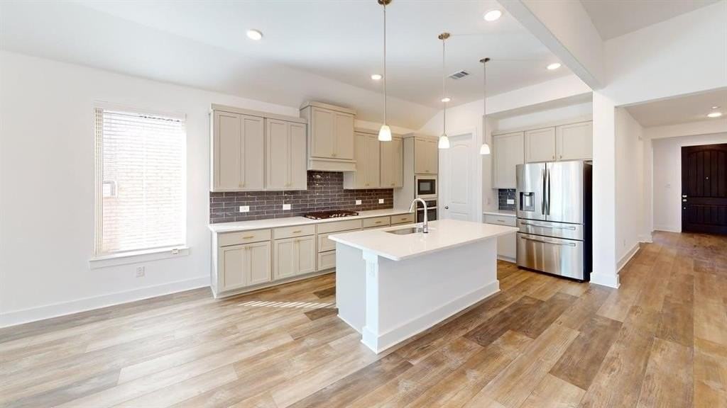 1908 Briar Hill Dr - Photo 4 of 24