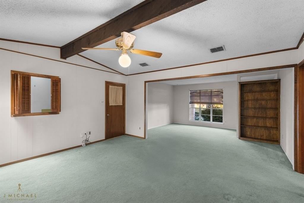 504 Yale Pl - Photo 4 of 23