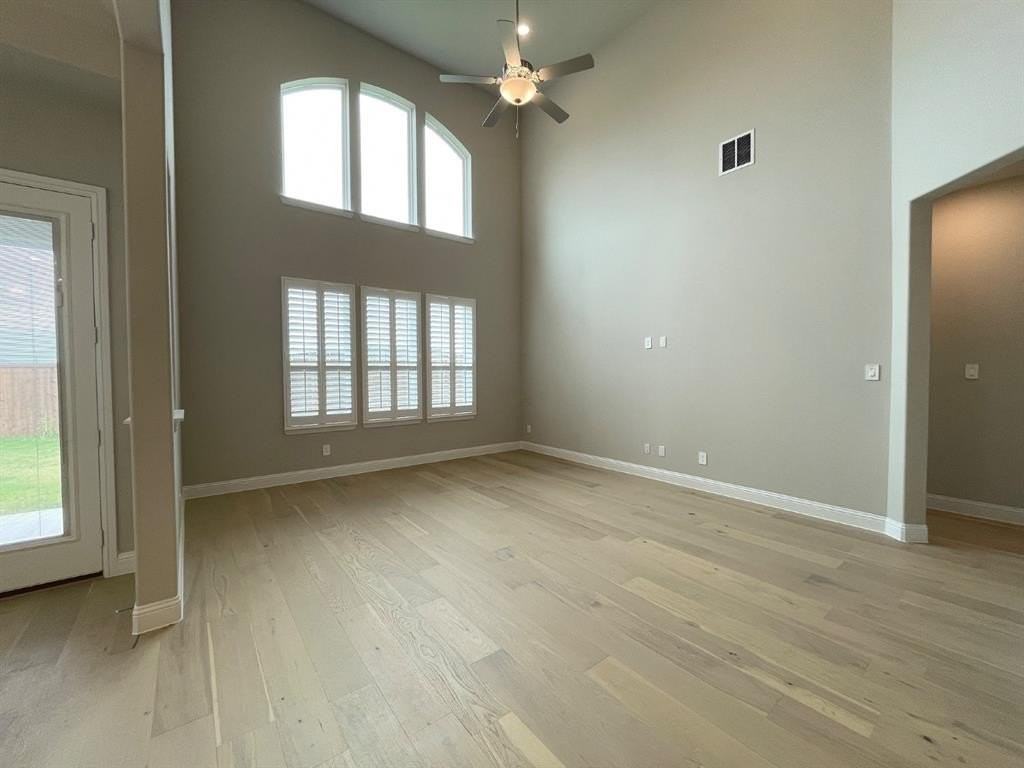 12905 Pink Star Ct - Photo 7 of 39