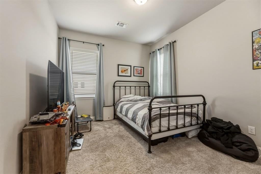 4937 Barcelona Ave - Photo 7 of 29