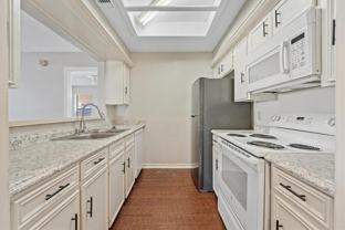 714 Royal Crest Dr - Photo 1 of 1