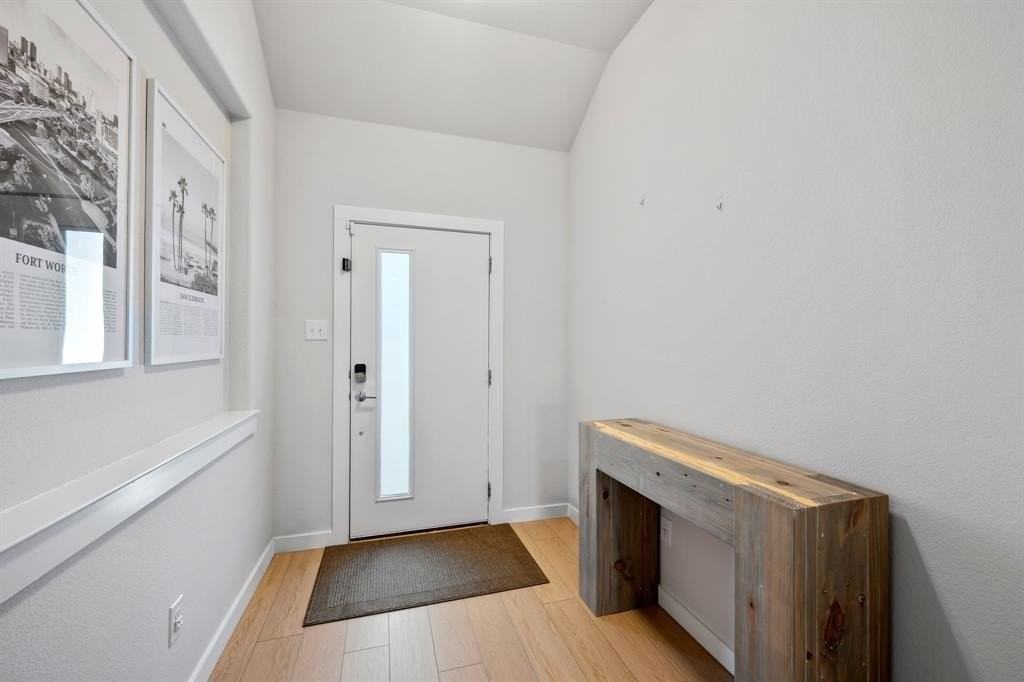 2637 Wappo Way - Photo 4 of 32