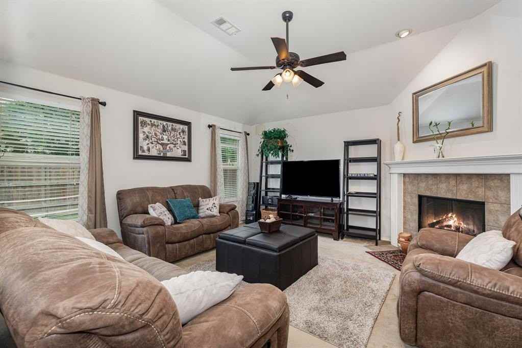 1232 Morning Dove - Photo 2 of 30