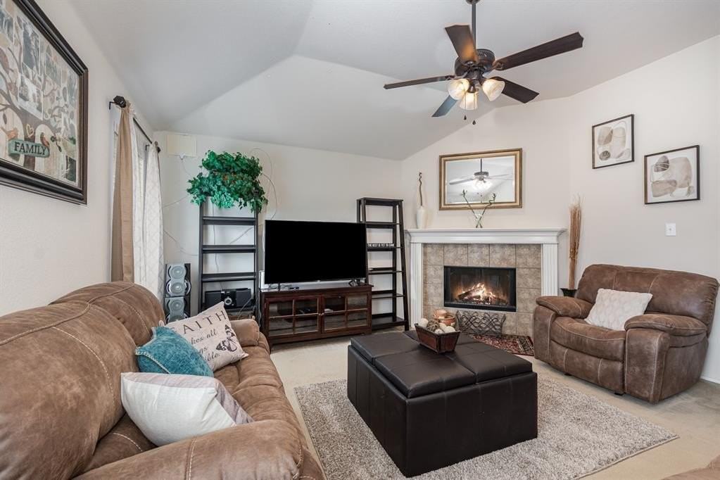 1232 Morning Dove - Photo 4 of 30