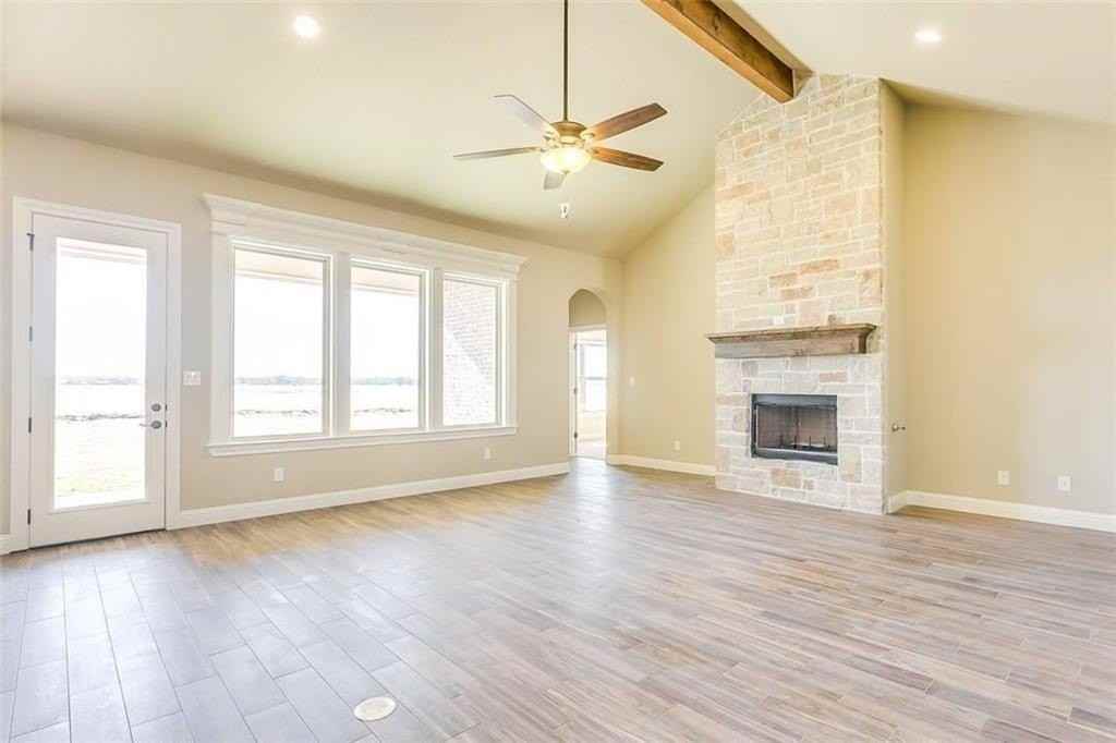 320 Oar Wood Dr - Photo 4 of 27